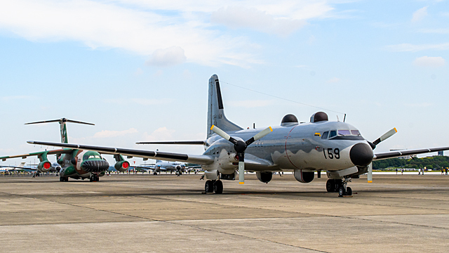 EC-1,YS-11EB 02-1159